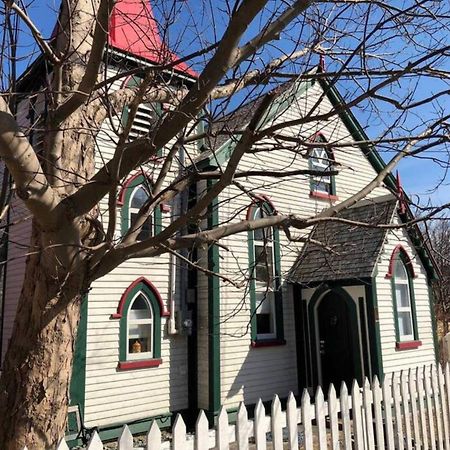 Unique Stay! Converted Church In Idyllic Location St. John's Exterior photo